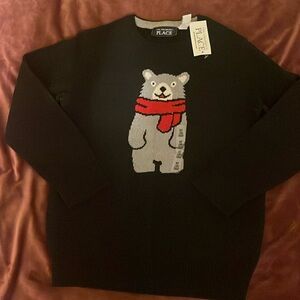 Boy’s sweater size 5T